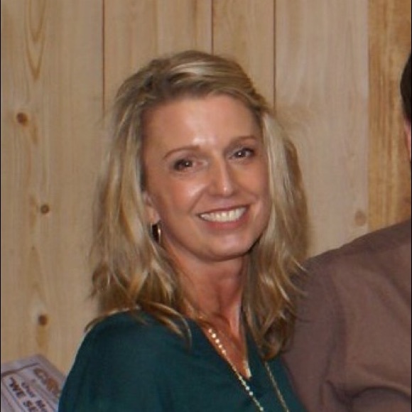 Posh Ambassador, Aundie - Picture 2 of 3